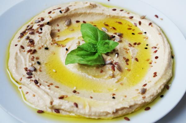 Hummus, sursa pixabay/ autor Ajale