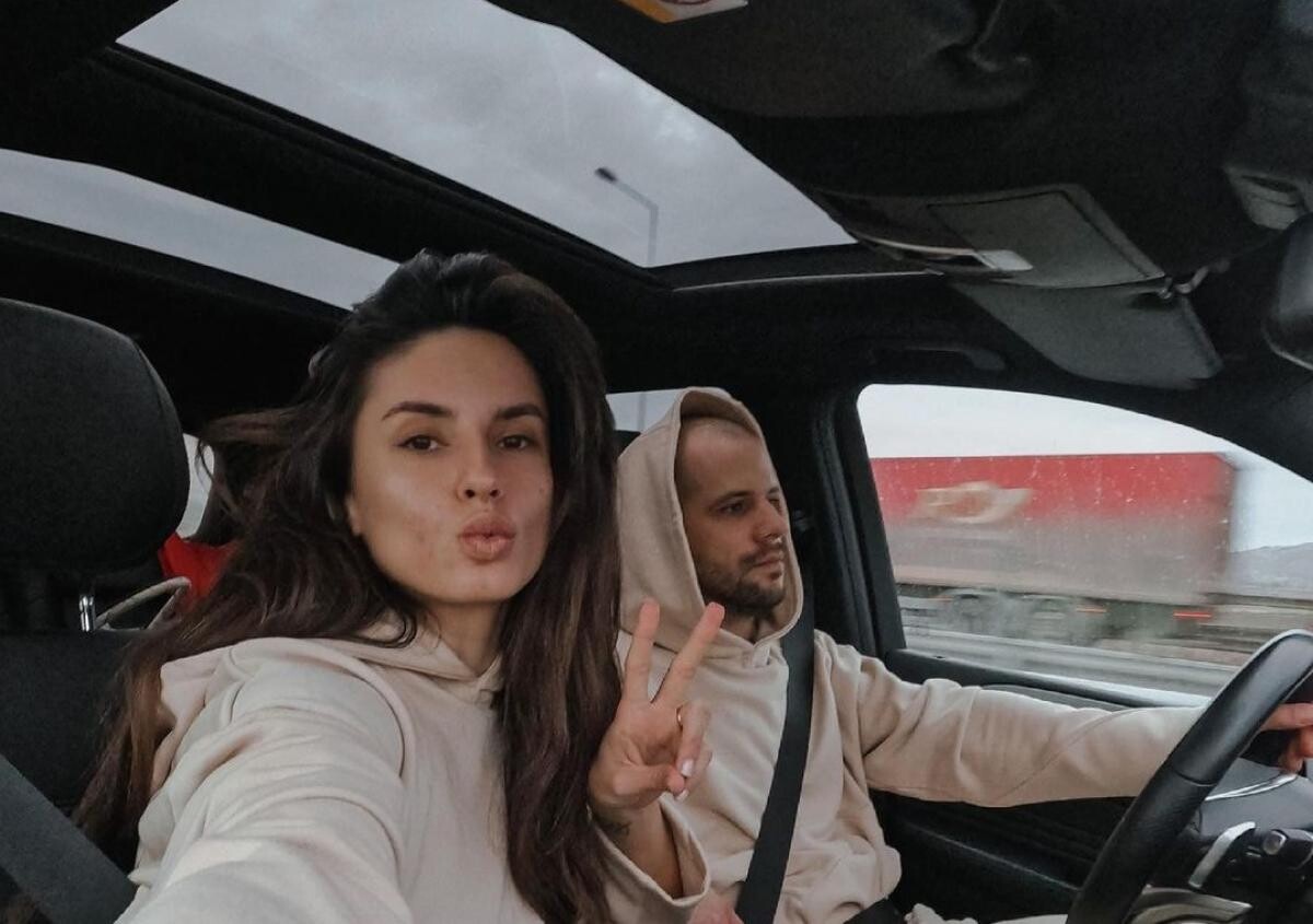 Ioana Grama și soțul ei, sursa foto Instagram