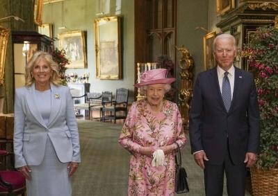 Regina Elisabeta a II-a a Marii Britanii, Joe Biden şi soţia sa Jill. Foto Instagram/theroyalfamily