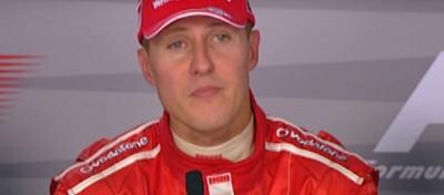 Michael Schumacher la o conferință de presă, în 2006. Photo: captură foto FORMULA 1/ YouTube