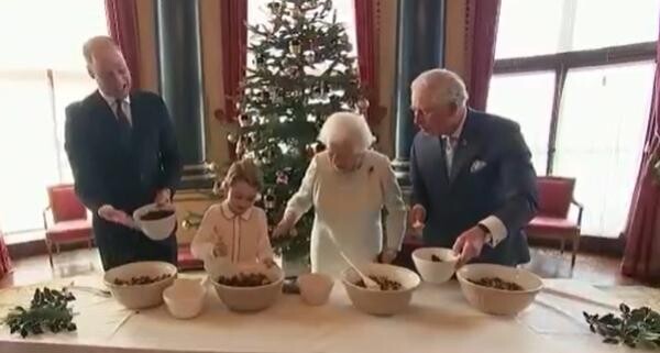Budinca de Crăciun a Reginei Elisabeta. Rețetă de la Casa Regală. Captură Video Instagram