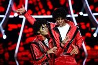 Alexia şi Dima, transformare de senzaţie în Michael Jackson – Thriller la Te cunosc de undeva!