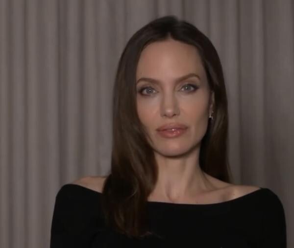  Captură video, Angelina Jolie, Instagram
