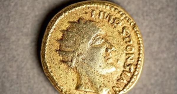 O monedă de aur dovedeşte că un împărat roman din Dacia a existat cu adevărat