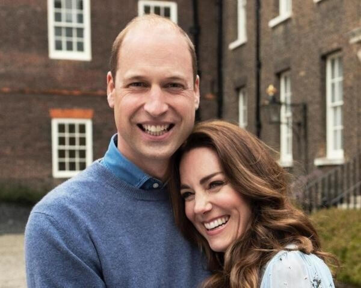 Ducele şi ducesa de Cambridge, sursa foto Instagram/ The Royal Family
