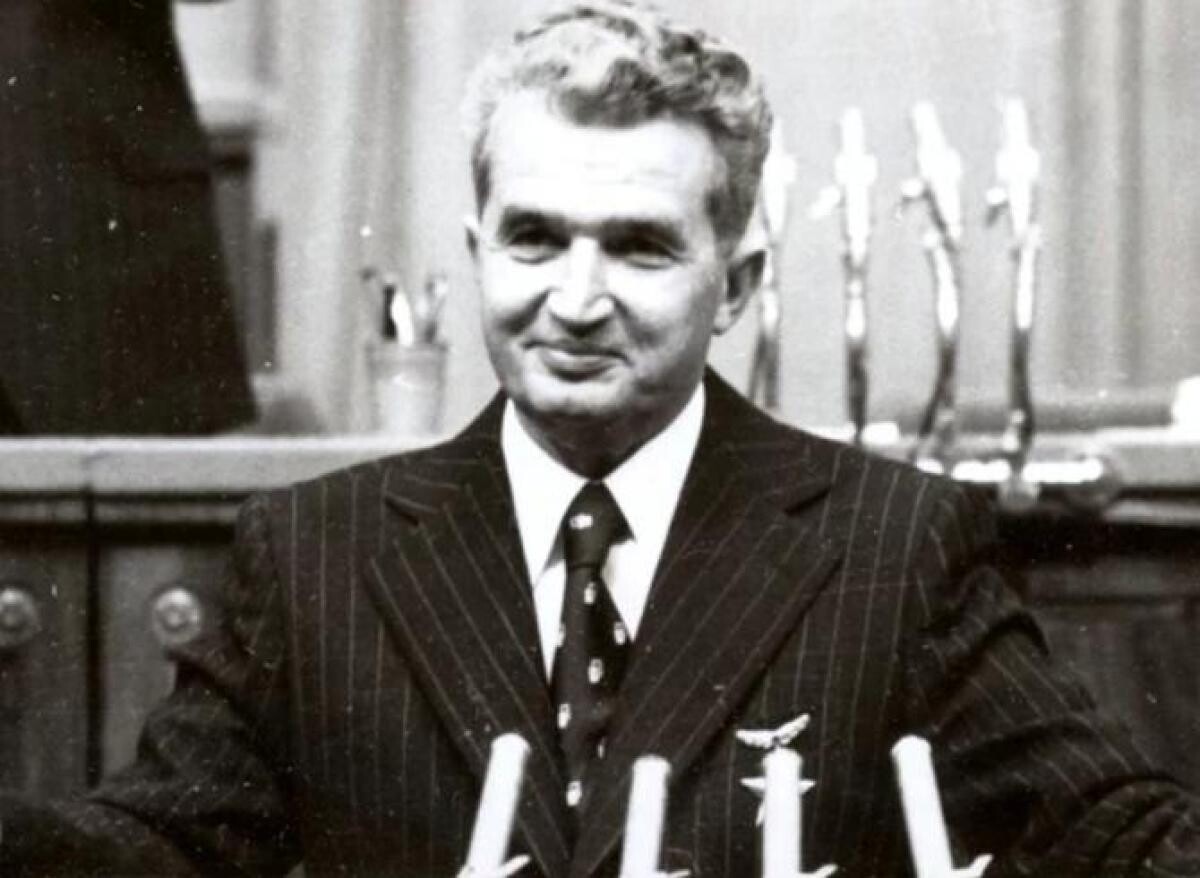 Nicolae Ceaușescu, YouTube History
